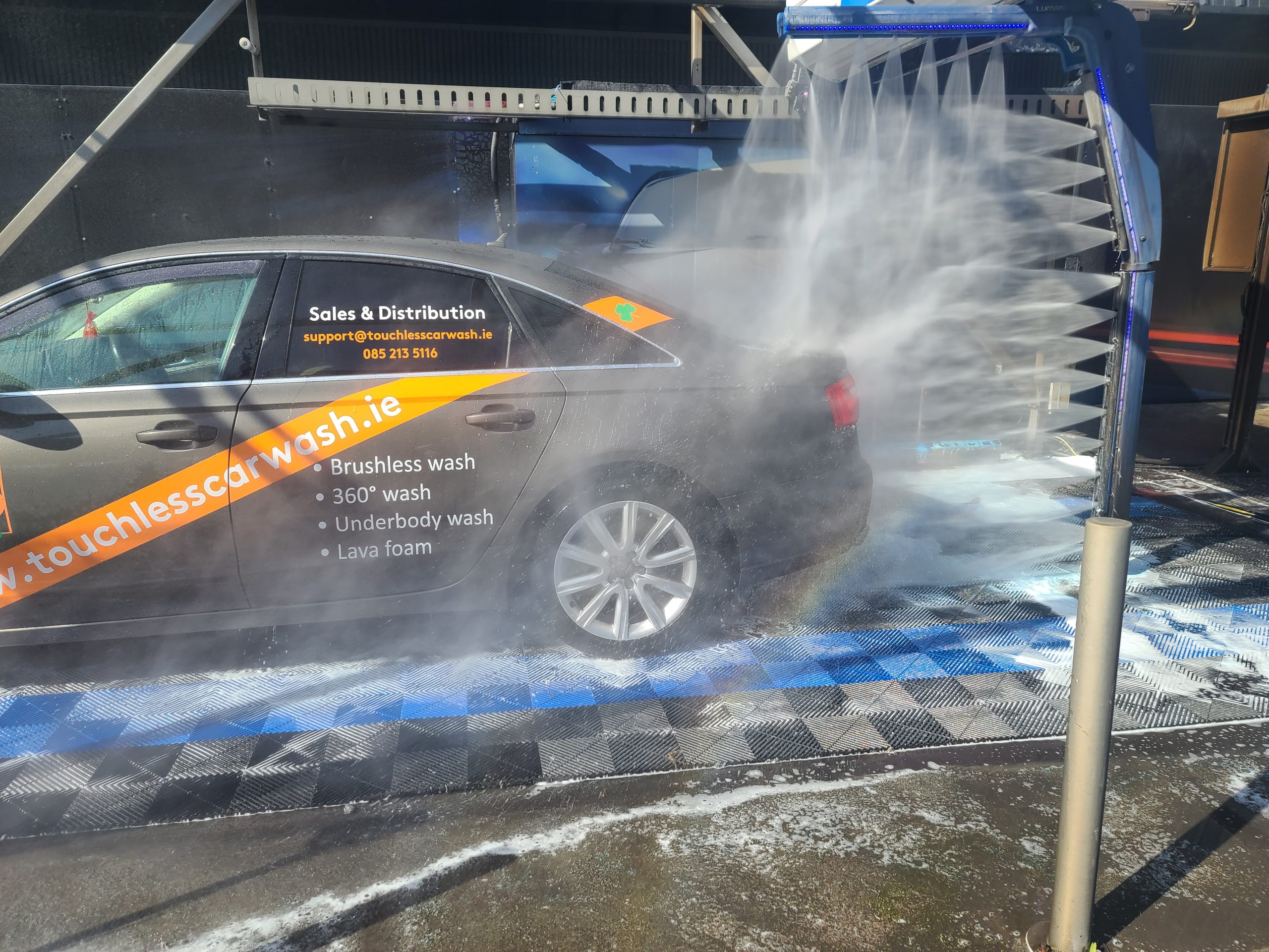 Car wash machine