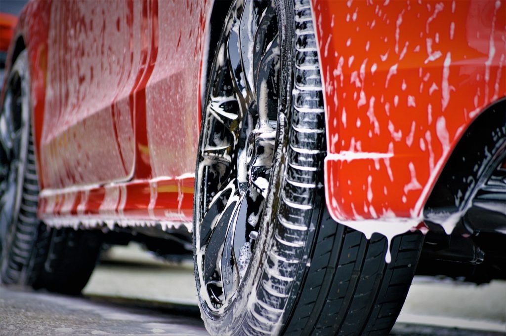 5_common mistakes car owners make with diy car washes